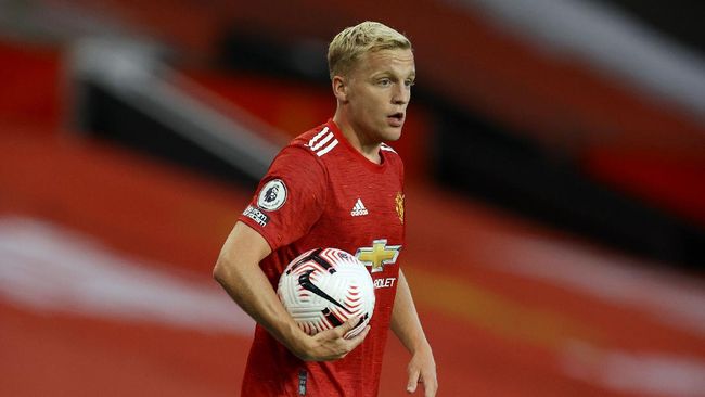 Penuh Tekanan Van de Beek Bersiap Meninggalkan MU Liga Inggris