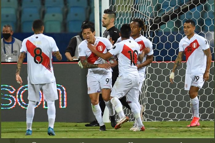 Peru Kalahkan Paraguay Lewat Drama Adu Penalti Berita Bola