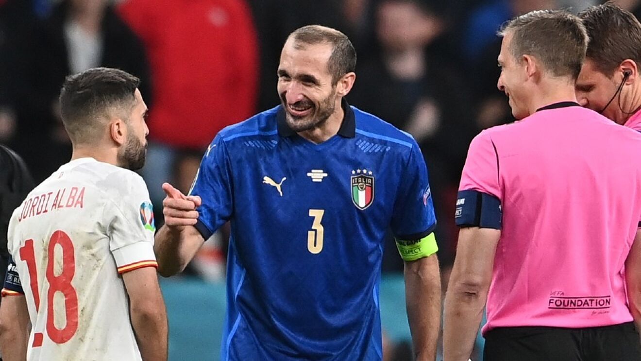 Chellini Harapkan Pertahanan Itali Lebih Waspada Jelang Final Piala